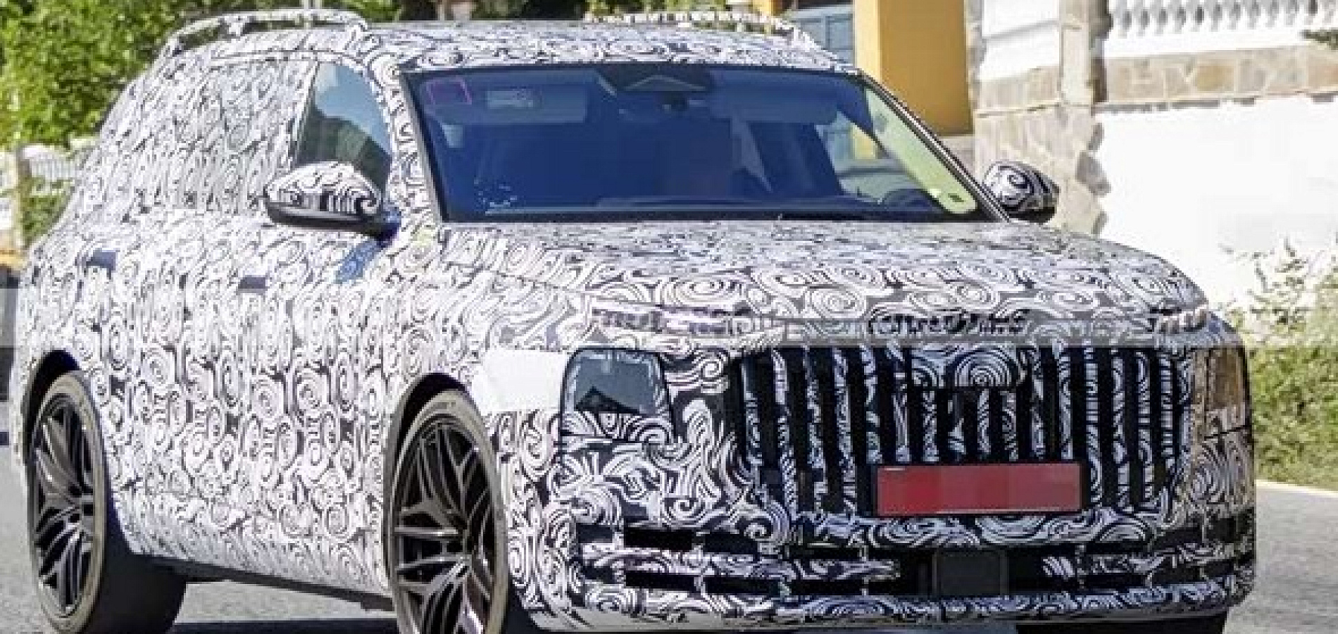 将于7月29日正式发布 奥迪Q9霍希版谍照曝光 专属外观+V8发动机